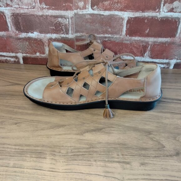 Alegria Sandals Womens Size 12 - Brown Leather Straps - Picture 4 of 8